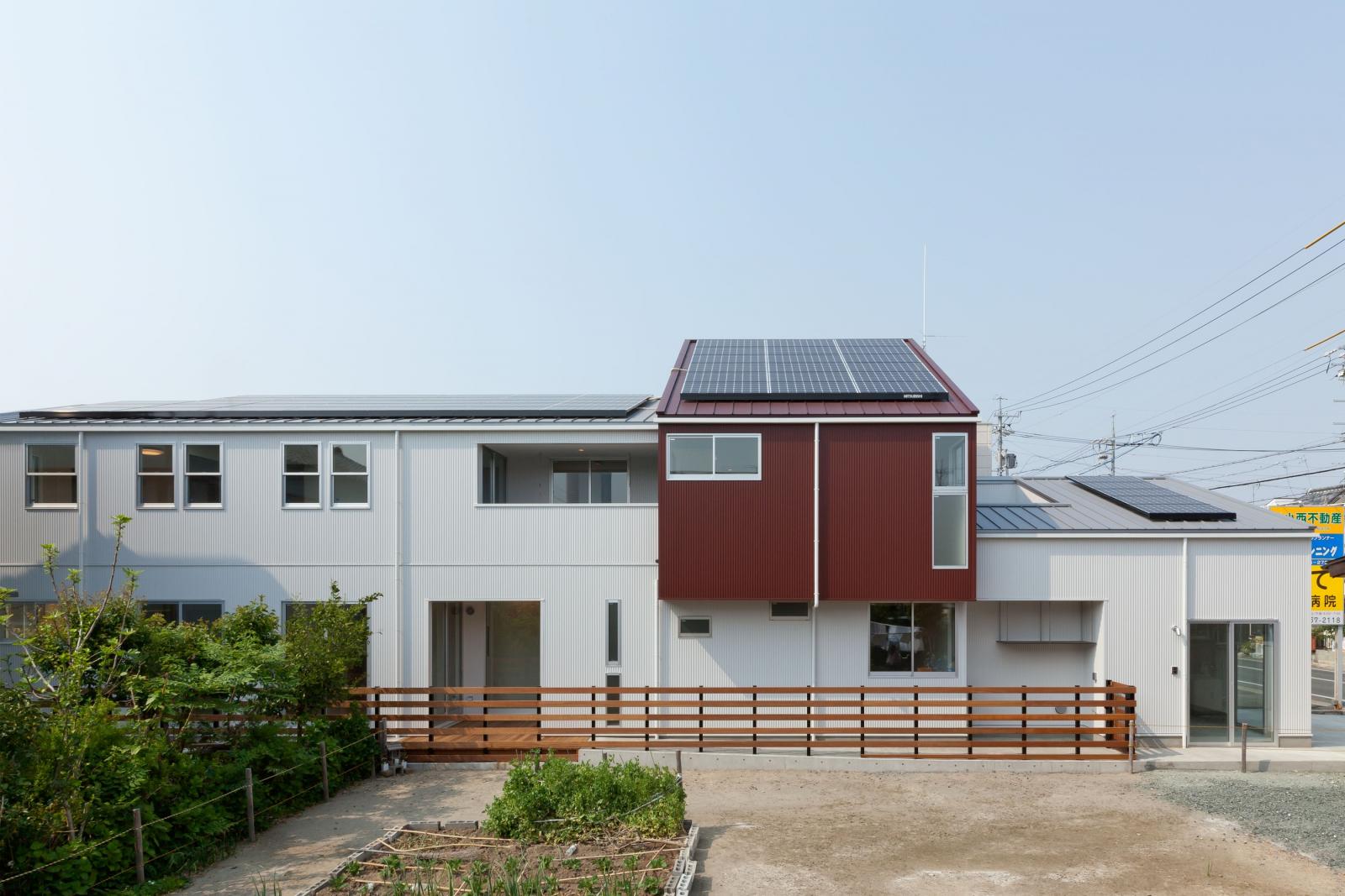 変形地を活かした二世帯住宅